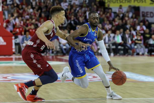 来自训练场 来自训练场